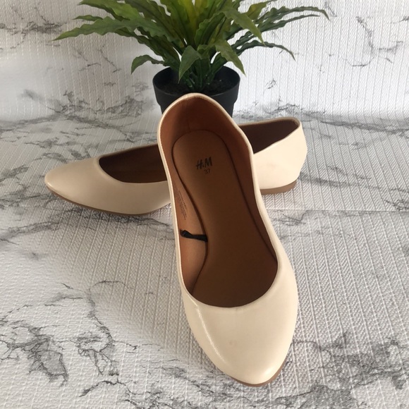 cream colored ballet flats